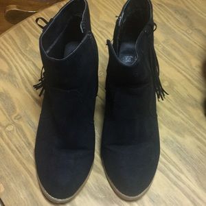 Atmosphere Black booties